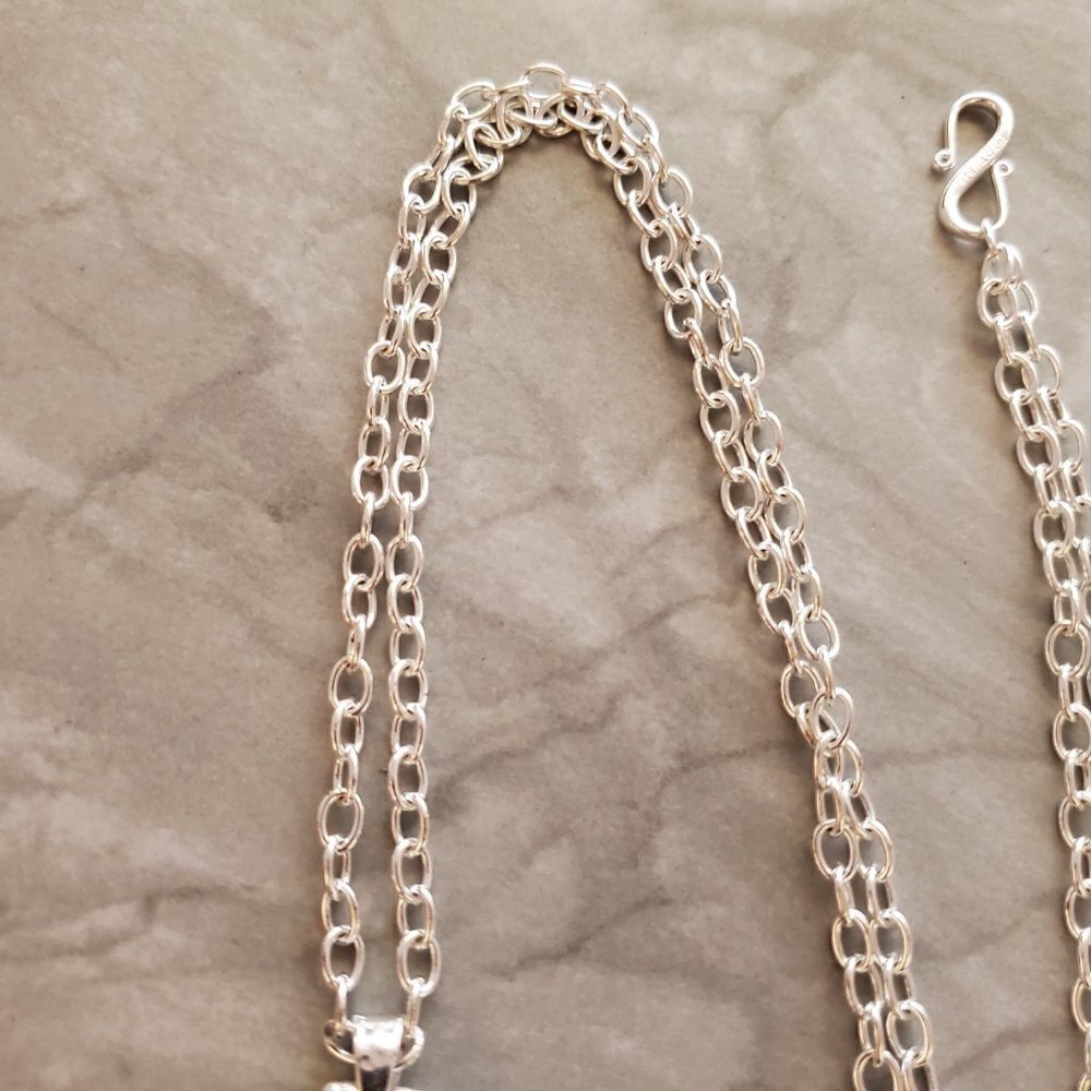 💕 Stella and Dot Reversible Sanibel Pendant Necklace 💕 - Picture 3 of 8